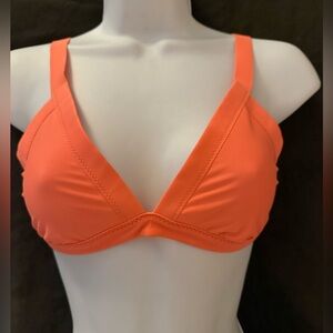 Lululemon Surf to Sand Booster Top
